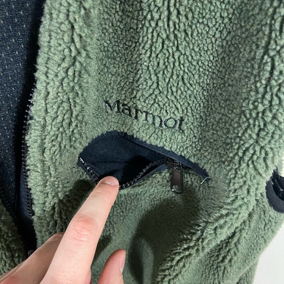 Marmot Pile Fleece Vest - Picture 4 of 5